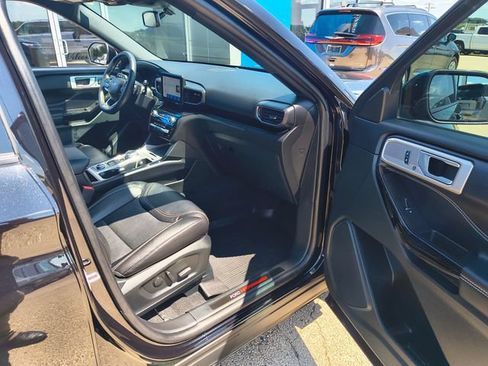 Used 2023 Ford Explorer ST w/ Equipment Group 401A AWD/4WD image 8