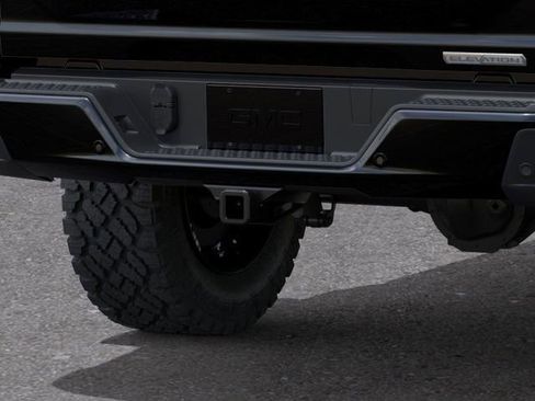 New 2026 GMC Canyon Elevation w/ Convenience Package image 14