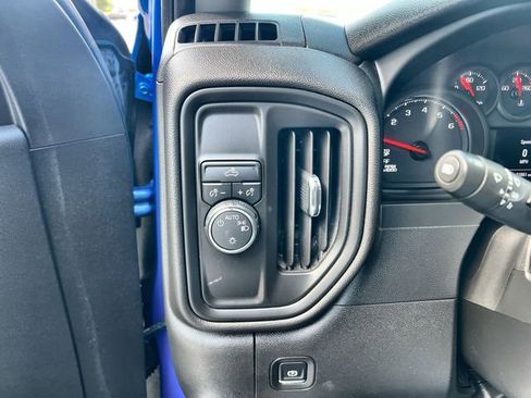 Used 2025 Chevrolet Silverado 1500 Custom RWD image 17