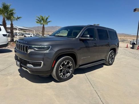 Certified 2023 Jeep Wagoneer Series III w/ Preferred Equipment Group AWD/4WD image 1