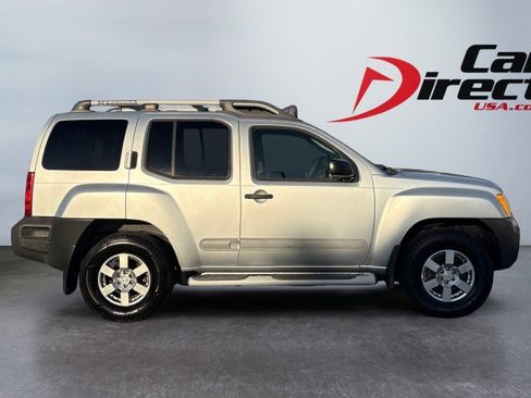 Used 2011 Nissan Xterra PRO-4X image 3
