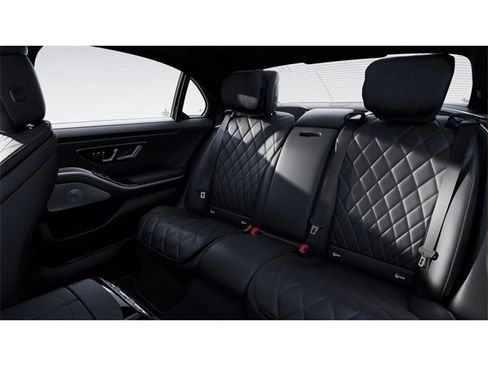 New 2025 Mercedes-Benz S 580 4MATIC Sedan image 5