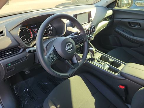 Certified 2025 Nissan Sentra S image 19