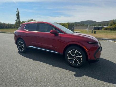 New 2025 Chevrolet Equinox EV LT image 2
