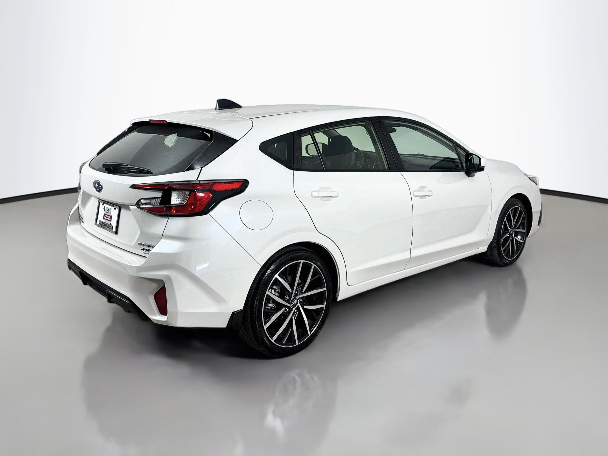 Used 2024 Subaru Impreza 2.0i Sport AWD/4WD image 8