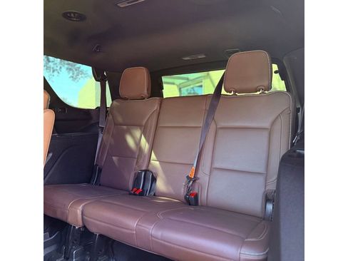 Used 2021 Chevrolet Tahoe High Country RWD image 28