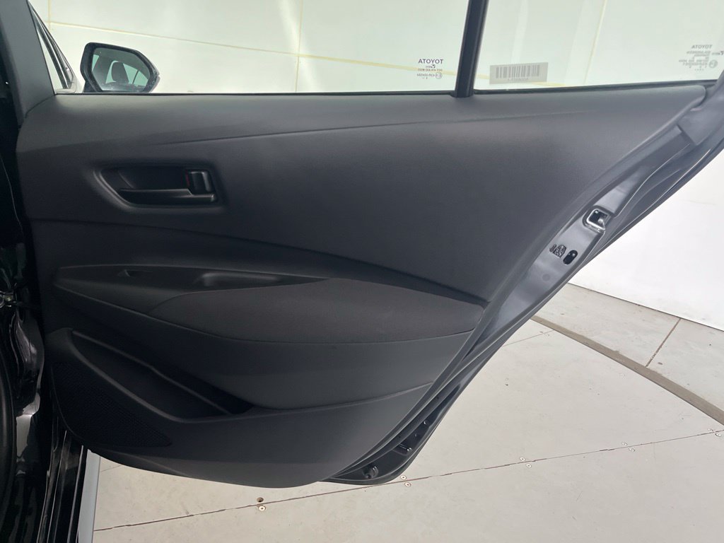 Used 2026 Toyota Corolla LE FWD image 27