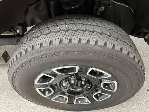Used 2025 Ford F350 Platinum AWD/4WD image 18