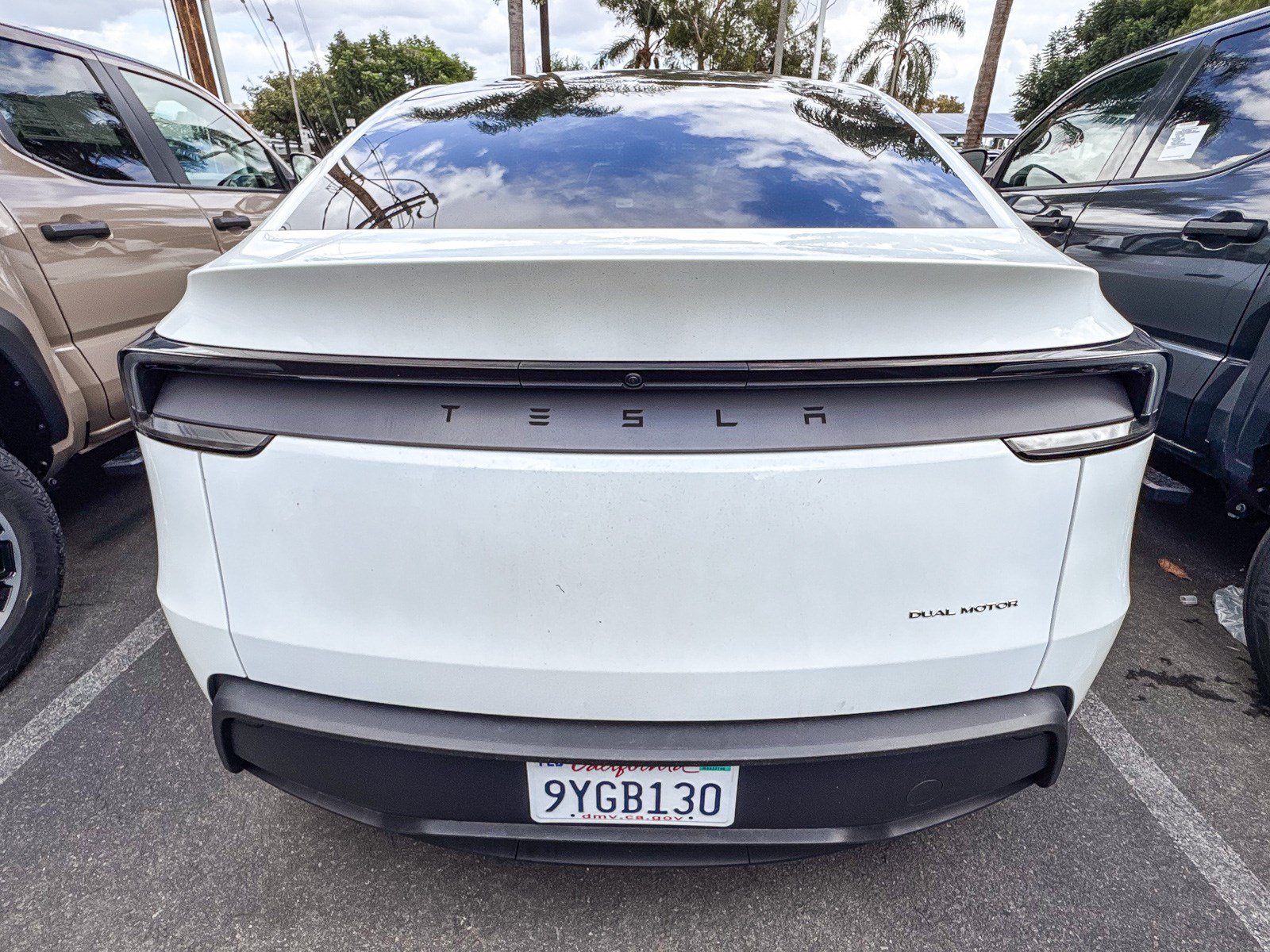 Used 2026 Tesla Model Y Long Range AWD/4WD image 9