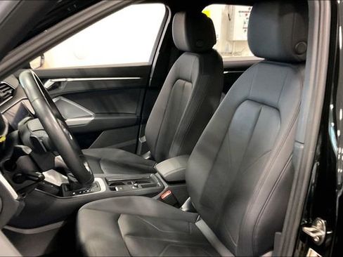 Certified 2022 Audi Q3 2.0T Premium w/ Convenience Package image 25