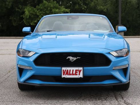 Used 2023 Ford Mustang Premium RWD image 3
