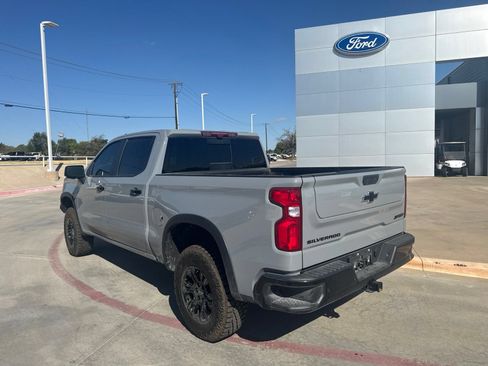 Used 2025 Chevrolet Silverado 1500 ZR2 w/ Technology Package AWD/4WD image 7