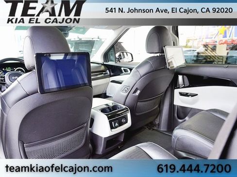 Certified 2022 Kia Carnival SX Prestige image 21