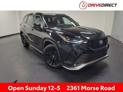Used 2023 Toyota Highlander XSE