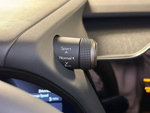 New 2026 Lexus UX 300h AWD image 29