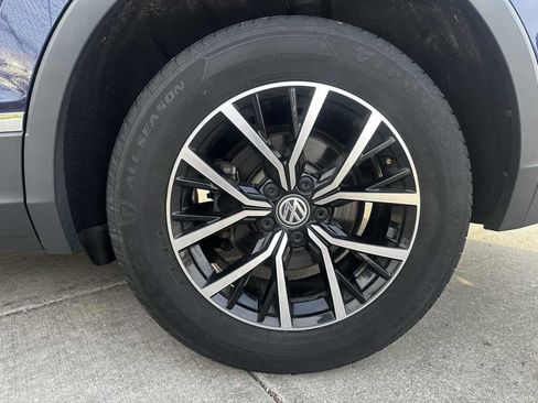 Used 2021 Volkswagen Tiguan SEL image 9