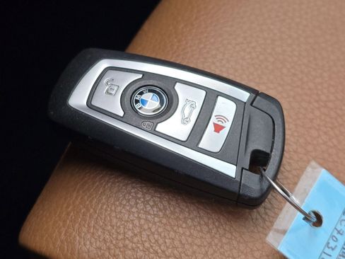 Used 2018 BMW 430i Convertible image 37