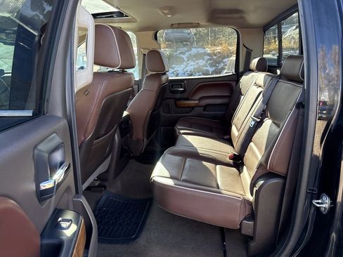 Used 2015 Chevrolet Silverado 3500 High Country image 19