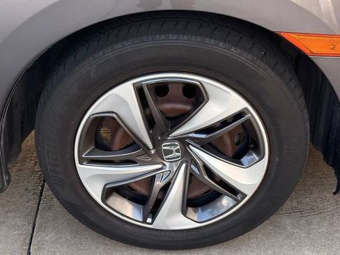 Used 2019 Honda Civic LX image 11