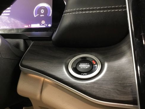 Used 2023 Jeep Grand Cherokee Limited w/ Trailer Tow Prep Group (B) image 38