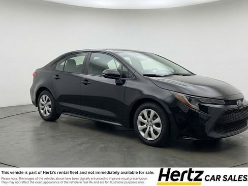 Used 2025 Toyota Corolla LE image 1