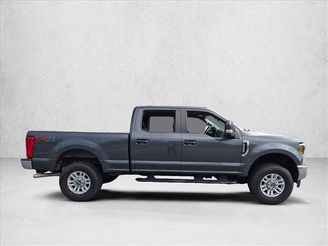 Used 2019 Ford F250 XL w/ STX Appearance Package AWD/4WD image 4