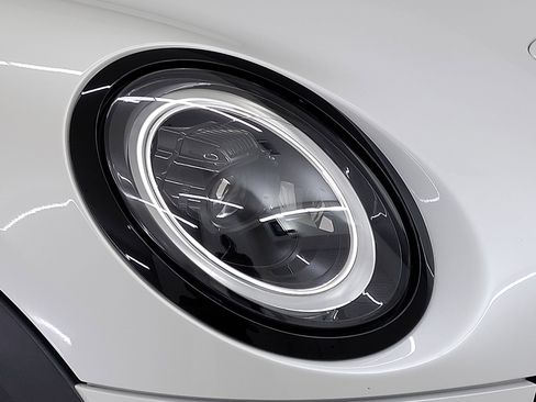 Certified 2024 MINI Cooper S image 3