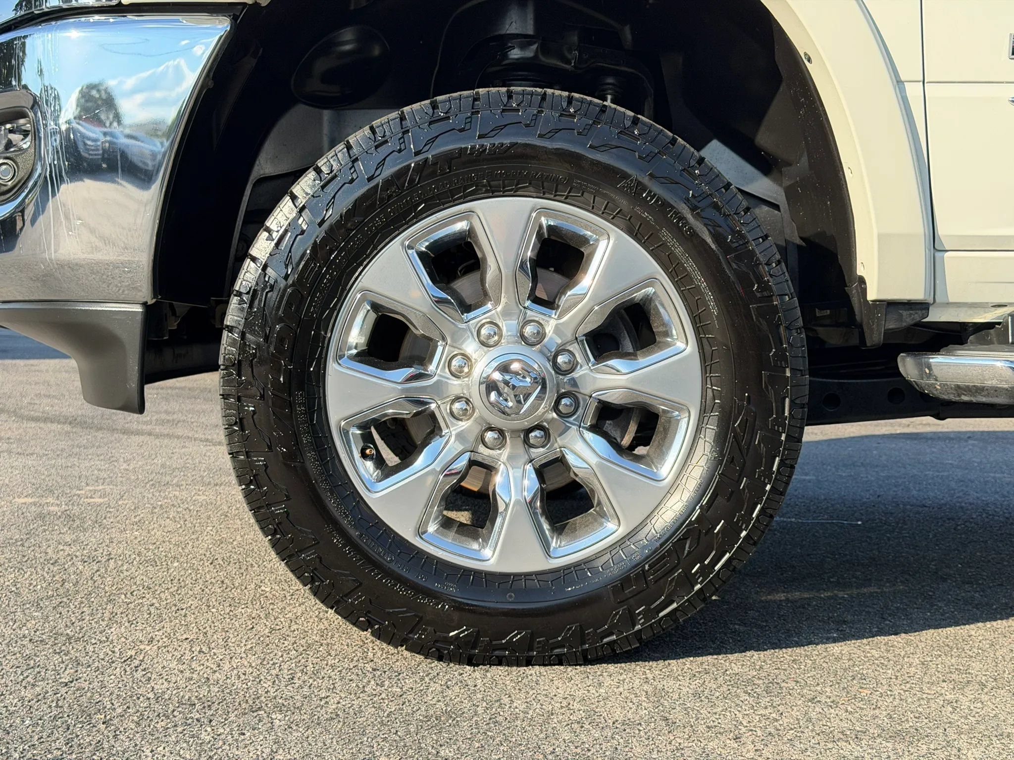 Used 2021 RAM 2500 Limited AWD/4WD image 14