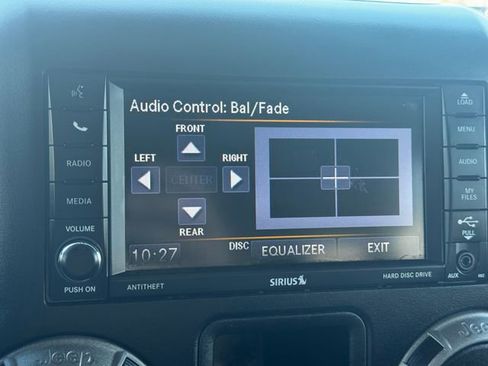 Certified 2018 Jeep Wrangler Unlimited Sport image 31