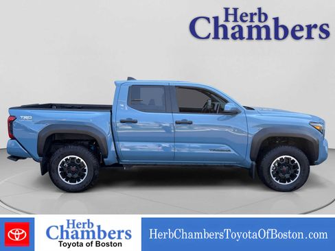 Used 2026 Toyota Tacoma TRD Off-Road AWD/4WD image 13