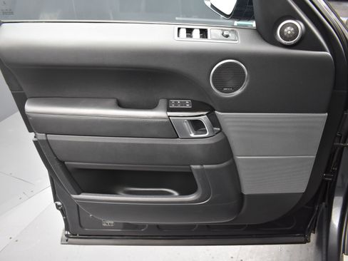 Used 2021 Land Rover Range Rover Sport HSE Silver Edition image 11