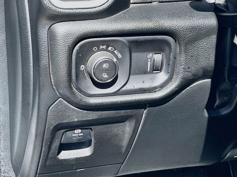 Used 2023 RAM 1500 Big Horn AWD/4WD image 10