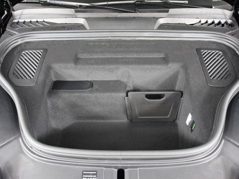 New 2026 Porsche Macan 4 Electric image 20