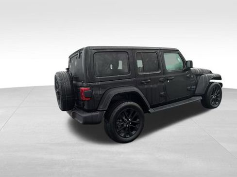 Used 2025 Jeep Wrangler Unlimited Sahara image 33