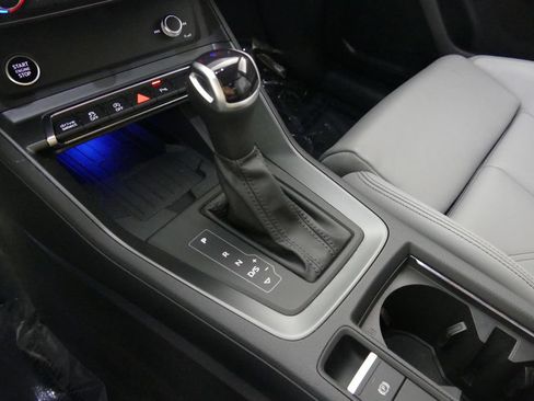 Used 2024 Audi Q3 2.0T Premium Plus AWD/4WD image 21