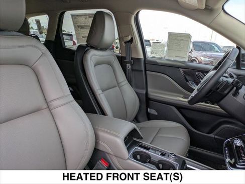 New 2025 Lincoln Corsair Reserve image 14