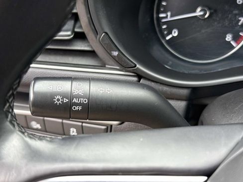 Used 2024 MAZDA MAZDA3 s FWD image 36