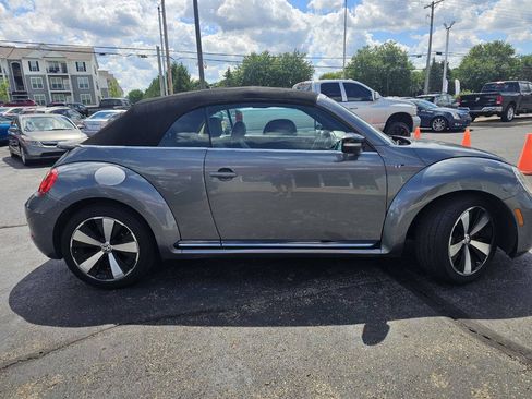 Used 2014 Volkswagen Beetle R-Line FWD image 5