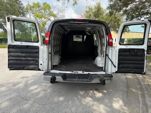Used 2025 GMC Savana 2500 w/ Driver Convenience Package RWD image 12