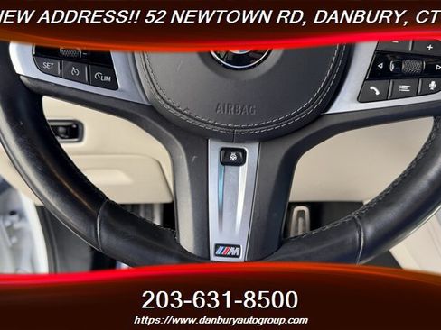Used 2021 BMW X5 xDrive40i w/ M Sport Package AWD/4WD image 25