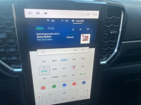 New 2025 Ford Ranger XLT w/ Equipment Group 301A High image 34