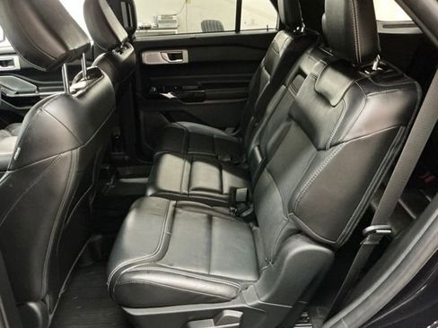 Used 2021 Ford Explorer ST w/ Equipment Group 401A image 13
