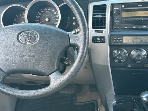 Used 2006 Toyota 4Runner SR5 image 14