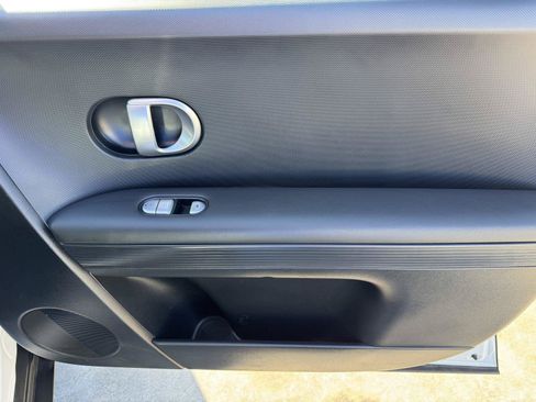 Used 2024 Hyundai Ioniq 5 SEL RWD image 9