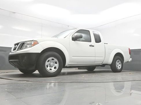 Used 2019 Nissan Frontier S image 31