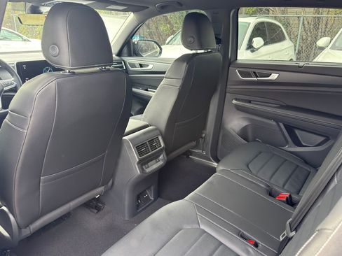 New 2026 Volkswagen Atlas Cross Sport SEL R-Line AWD/4WD image 29