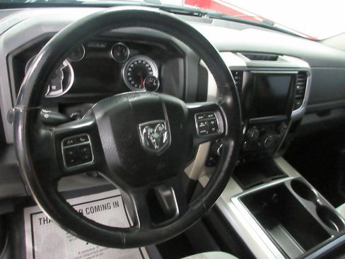 Used 2015 RAM 1500 Big Horn AWD/4WD image 18