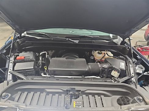 Used 2021 GMC Sierra 1500 SLT w/ SLT Premium Package image 28