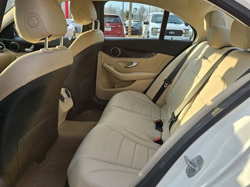 Used 2016 Mercedes-Benz C 300 Sedan image 4
