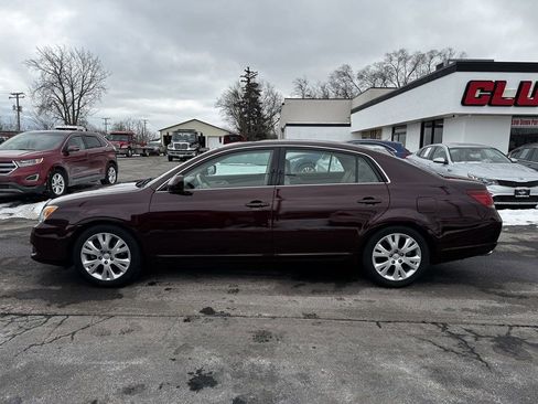 Used 2010 Toyota Avalon XLS image 10